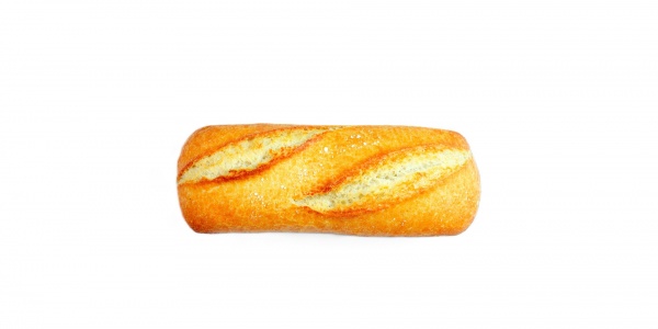 Pan Viena Gourmet con corteza dorada y ligero enharinado. Miga blanca, homogénea y esponjosa.